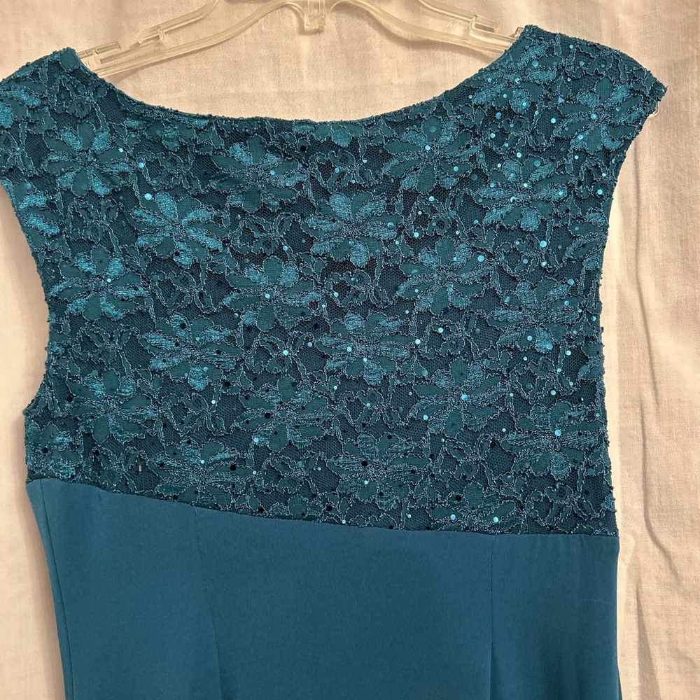 Elegant Teal Lace Dress